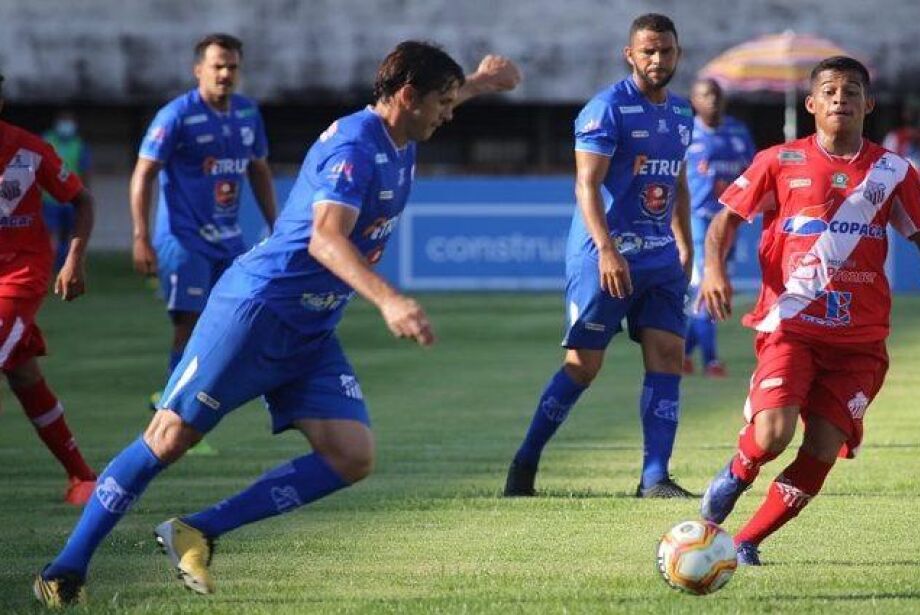 Aquidauanense vence Comercial e vai enfrentar Águia Negra na final do