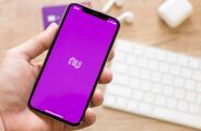Nubank diz que 'erro operacional' causou envio indevido de mensagens sobre fechamento do banco