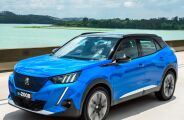 A Peugeot lança no Brasil o crossover compacto e-2008 GT, seu terceiro modelo 100% elétrico