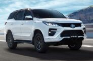 A linha 2023 da Toyota SW4 incorpora todas as novidades da Hilux e apresenta a versão GR-Sport