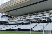 Neymar rebate cr&iacute;ticos ap&oacute;s vit&oacute;ria sobre o Corinthians: 'Sempre gostei de jogo grande'