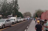 Fumaça e fogo no Pantanal fecham aeroporto de Corumbá e BR-262 em Miranda