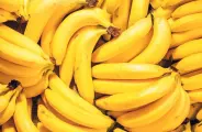 Banana: A Fruta que combate a ansiedade? Entenda a relação entre alimentos e emoções