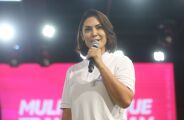 Michelle se re&uacute;ne com Moraes no STF ap&oacute;s PGR defender pris&atilde;o domiciliar para Jair Bolsonaro