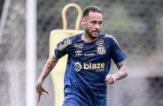 Neymar é preservado após sentir dores no joelho e desfalca o Santos diante do Internacional