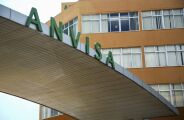 Anvisa suspende lotes de medicamentos para controle de press&atilde;o e para c&acirc;ncer; entenda