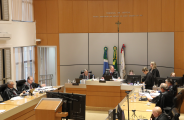Mulher é condenada a pagar R$ 25 mil por divulgar fotos íntimas da ex do marido