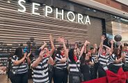 Com direito a cochilo no carro, mais de mil f&atilde;s esperam pela inaugura&ccedil;&atilde;o da Sephora, em Campo Grande