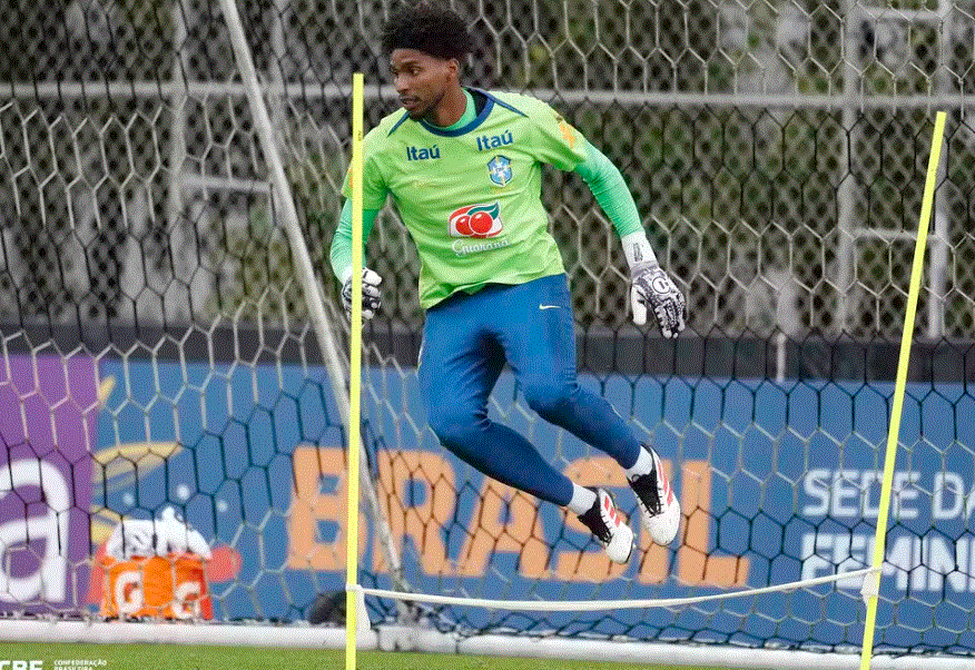 Sele&ccedil;&atilde;o brasileira chega a T&oacute;quio e Ancelotti prepara Hugo Souza no gol contra o Jap&atilde;o
