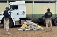 PRF encontra caminhão com mais de 100kg de cocaína escondida na BR-158
