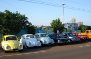 Encontro de fusca re&uacute;ne carros antigos em Campo Grande