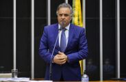 Aécio Neves confirma permanência dos 3 deputados federais de MS no PSDB