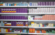 Prefeitura promete recompor estoque de medicamentos