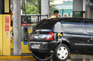 Com aumento de imposto, pre&ccedil;o da gasolina sobe outra vez em MS