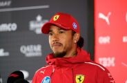 F-1: Ferrari anuncia troca de engenheiro de Lewis Hamilton ap&oacute;s desempenho ruim em 2025