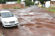 Prefeitura acelerou tapa-buracos, mas problema est&aacute; longe do fim