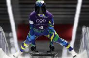 Nicole Silveira fica em 11&ordm; no skeleton e atualiza recorde brasileiro nos Jogos de Inverno