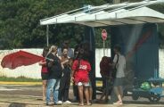 Apoiadores marcam presen&ccedil;a na Duque de Caxias &agrave; espera de Lula