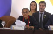 Marina Silva passa mal e &eacute; atendida durante evento da COP15