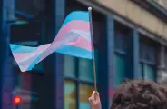 Lei que pro&iacute;be mulheres trans a usarem banheiros "viola a dignidade humana", diz comiss&atilde;o da OAB/MS
