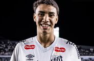 Gabriel Bontempo renova com o Santos at&eacute; o fim de 2030: 'Espero retribuir dentro de campo'