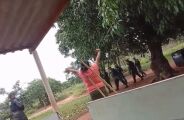 PM 'despeja' ind&iacute;genas ap&oacute;s a&ccedil;&atilde;o de retomada em fazenda no MS