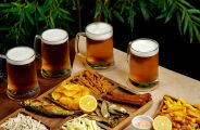 Veja como harmonizar petiscos com cervejas e se preparar para a Copa
