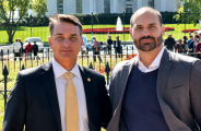 Eduardo Bolsonaro pede rompimento total com 'Novo' ap&oacute;s cr&iacute;ticas de Zema a Fl&aacute;vio