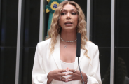 Erika Hilton leva &agrave; PGR lei que restringe pessoas trans em banheiros femininos em Campo Grande