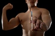 Voc&ecirc; sabia que n&atilde;o existe dose segura de anabolizantes para ganho de massa muscular?