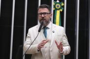 Conselho de &Eacute;tica aprova nova suspens&atilde;o de Pollon por ofensas a Hugo Motta