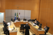 Justi&ccedil;a responsabiliza plataforma por nudez falsa criada por IA em MS
