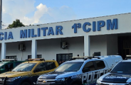 Rapaz arremessa mochila com droga, reage a abordagem e &eacute; morto pela PM