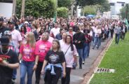 Em meio a protestos, Adriane e professores retomam negocia&ccedil;&atilde;o salarial