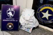 Receita Federal apreende 5,3 kg de droga impregnada em camisetas