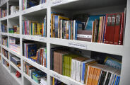 Lei permite que pais opinem sobre livros e inclui estudo sobre civismo