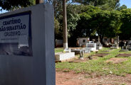 Prefeitura convoca fam&iacute;lias para exuma&ccedil;&atilde;o de 243 t&uacute;mulos em Campo Grande