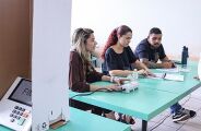 Justi&ccedil;a Eleitoral come&ccedil;a a convocar mes&aacute;rios para as elei&ccedil;&otilde;es de 2026