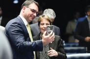 Tereza Cristina n&atilde;o ser&aacute; a vice de Fl&aacute;vio Bolsonaro