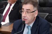 Sem mandato, Neno Razuk "abandonou" comissionados e pode retirar candidatura
