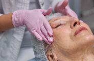 Saiba por que aumentou a procura pelo procedimento de lifting facial