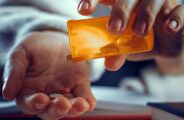 Seis mitos e verdades sobre o filtro solar oral que todo mundo deveria conhecer