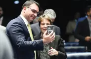 Presidente do PL deve convidar Tereza Cristina para ser vice de Fl&aacute;vio