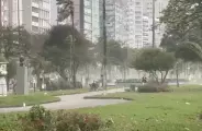 Vento em SP supera 120 km/h e deixa dois mortos no litoral e no interior