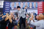 Lula usa conven&ccedil;&atilde;o de Haddad para mandar recado: 'n&atilde;o meta o dedo nas nossas elei&ccedil;&otilde;es'