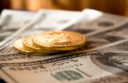 D&oacute;lar tem leve alta e volta a R$ 5,15 de olho em infla&ccedil;&atilde;o nos EUA