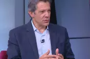 H&aacute; crise de sarampo porque a turma do Tarc&iacute;sio fala mal de vacina, diz Haddad