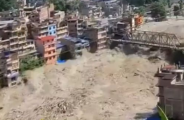Ao menos 95 morrem em inunda&ccedil;&otilde;es no Nepal; pelo menos 384 turistas est&atilde;o desaparecidos