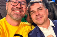 Pollon tenta 'sair por cima' ap&oacute;s ser vetado de concorrer ao Senado