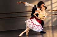 Ballet Livre Adulto celebra 10 anos com espet&aacute;culo La Esmeralda em S&atilde;o Paulo
